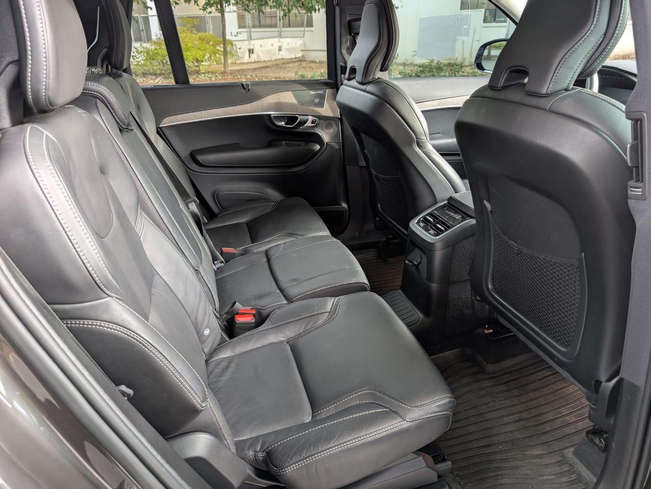 2023 Volvo XC90 Recharge T8 AWD PHEV Hybrid ULTIMATE w/Bowers & Wilkins, Pilot Assist, Air Susp, Tow Hitch, Heated & Cooled S Portland OR