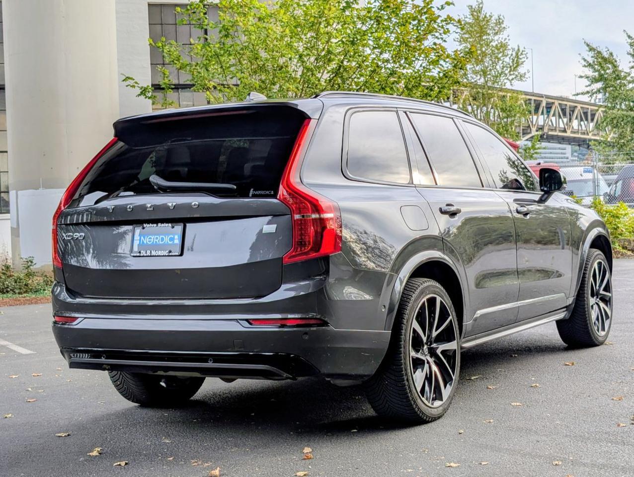 2023 Volvo XC90 Recharge T8 AWD PHEV Hybrid ULTIMATE w/Bowers & Wilkins, Pilot Assist, Air Susp, Tow Hitch, Heated & Cooled S Portland OR