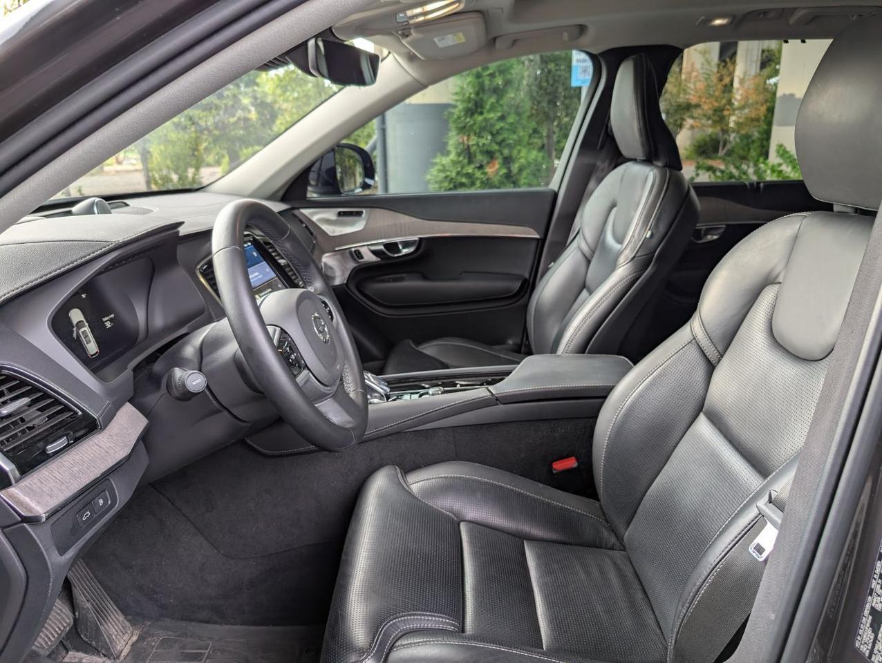 2023 Volvo XC90 Recharge T8 AWD PHEV Hybrid ULTIMATE w/Bowers & Wilkins, Pilot Assist, Air Susp, Tow Hitch, Heated & Cooled S Portland OR