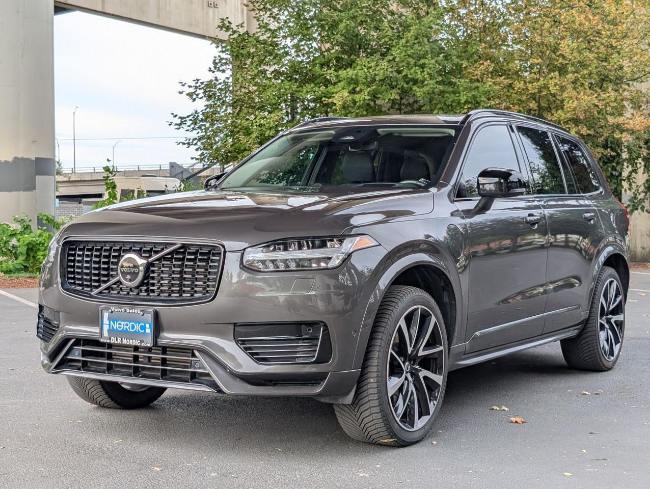 2023 Volvo XC90 Recharge T8 AWD PHEV Hybrid ULTIMATE w/Bowers & Wilkins, Pilot Assist, Air Susp, Tow Hitch, Heated & Cooled S Portland OR