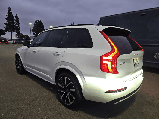 2023 Volvo XC90 Recharge T8 AWD PHEV Hybrid ULTIMATE w/Harman Kardon, Pilot Assist, Air Susp, Heated-Cooled-Massage Seats Portland OR