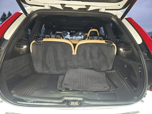 2023 Volvo XC90 Recharge T8 AWD PHEV Hybrid ULTIMATE w/Harman Kardon, Pilot Assist, Air Susp, Heated-Cooled-Massage Seats Portland OR