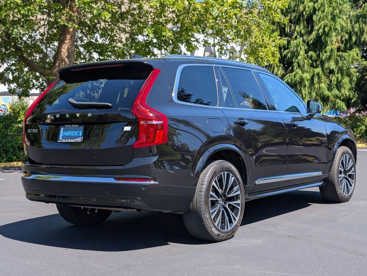 2023 Volvo XC90 Recharge T8 PHEV Hybrid AWD PLUS | 455hp, 36mi EV Range, HK Premium Audio & 6-Pass Seating Portland OR