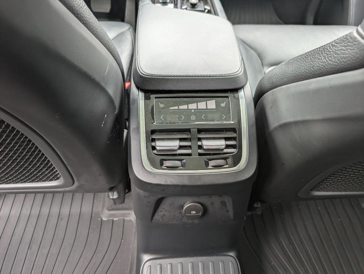 2023 Volvo XC90 Recharge T8 PHEV Hybrid PLUS | 455hp, 33mi EV, Harman Kardon, Pilot Assist, 360 Cam, 4 Heated Seats & Wheel Portland OR