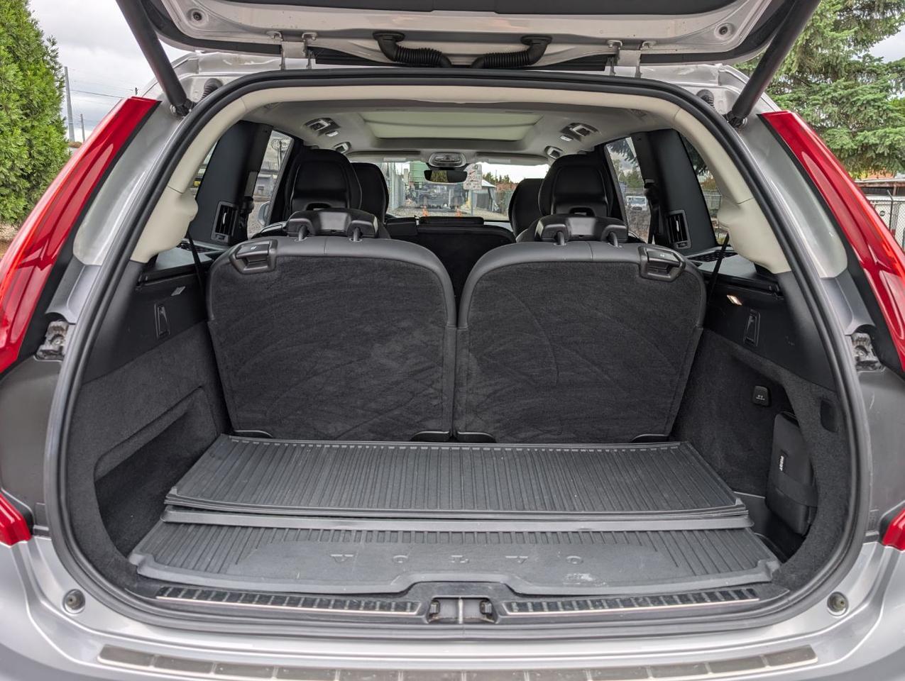 2023 Volvo XC90 Recharge T8 PHEV Hybrid PLUS | 455hp, 33mi EV, Harman Kardon, Pilot Assist, 360 Cam, 4 Heated Seats & Wheel Portland OR