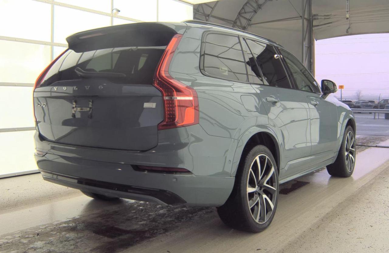 2023 Volvo XC90 Recharge T8 PHEV Hybrid PLUS | HK Premium Audio, Pilot Assist, 360° Cam, 4 Heated Seats & Wheel Portland OR