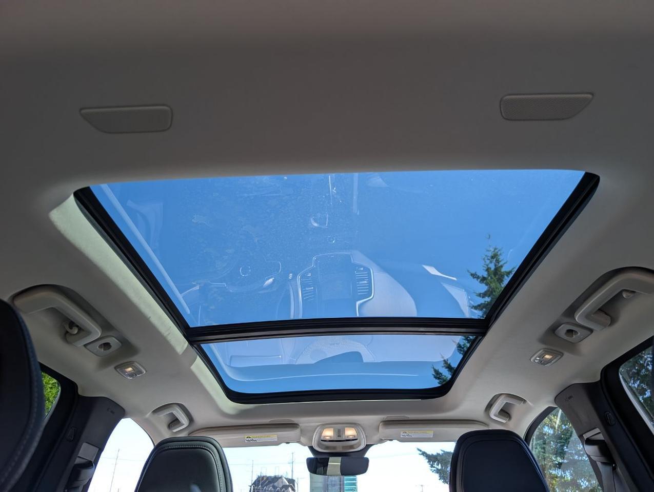 2023 Volvo XC90 Recharge T8 PHEV Hybrid ULTIMATE | 455hp, Dark Theme, HK Premium Audio, Heated-Cooled Seats Portland OR