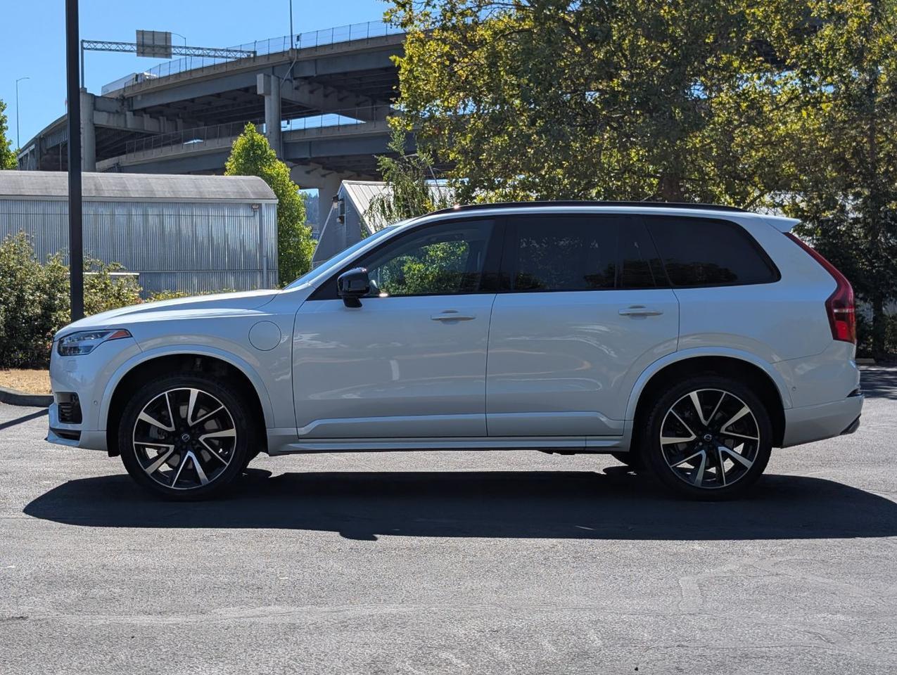 2023 Volvo XC90 Recharge T8 PHEV Hybrid ULTIMATE | 455hp, Dark Theme, HK Premium Audio, Heated-Cooled Seats Portland OR
