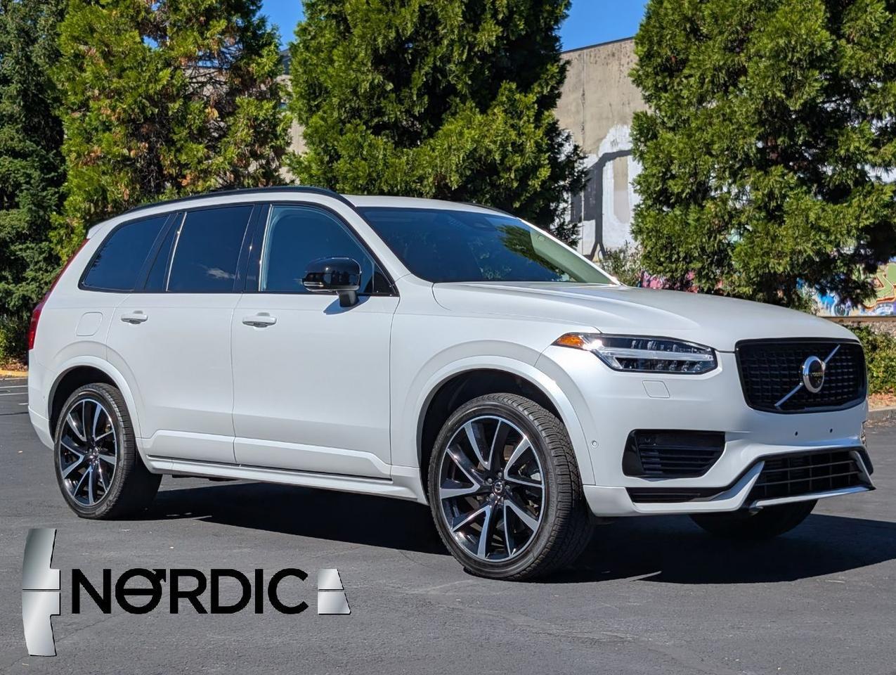 2023 Volvo XC90 Recharge T8 PHEV Hybrid ULTIMATE | 455hp, Dark Theme, HK Premium Audio, Heated-Cooled Seats