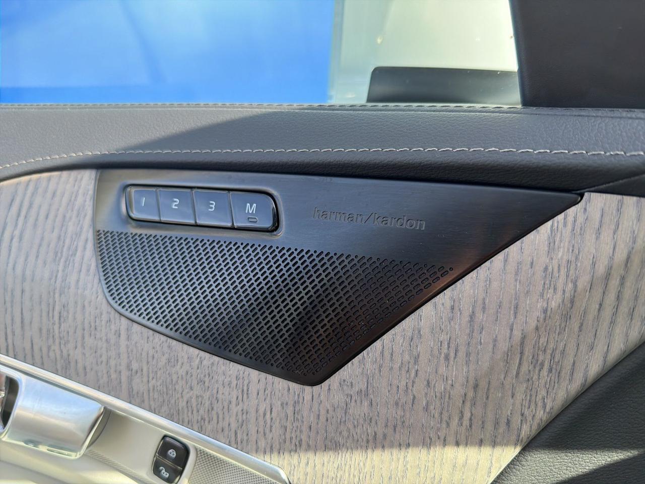 2023 Volvo XC90 Ultimate Bend OR