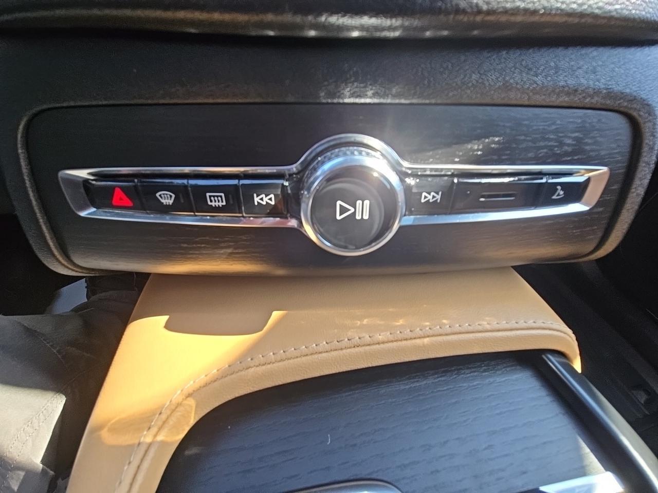 2023 Volvo XC90 Ultimate Glen Burnie MD