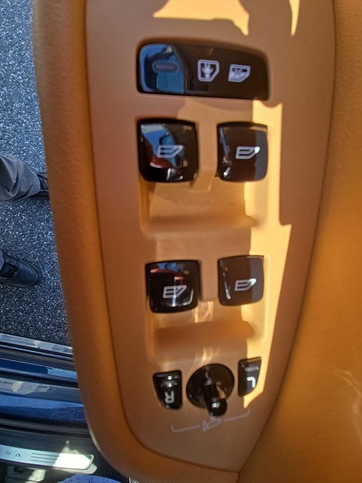 2023 Volvo XC90 Ultimate Glen Burnie MD