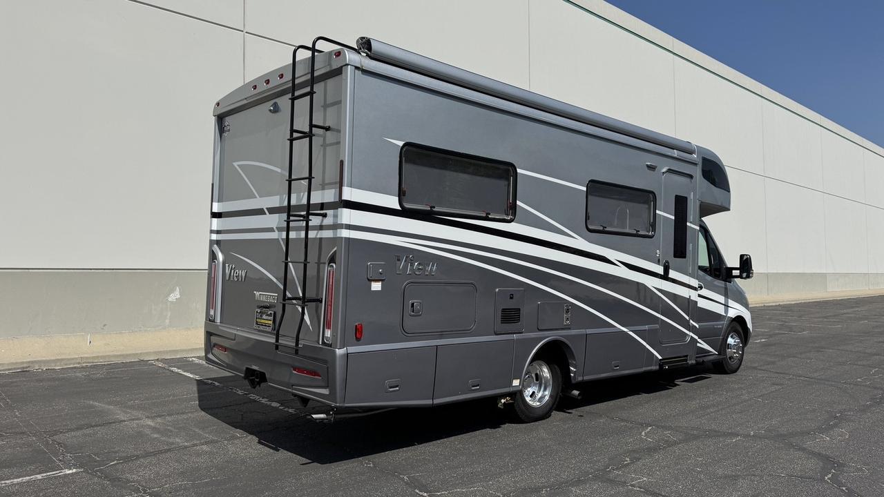 2023 Winnebago View 24J SLIDE OUT Anaheim Hills CA