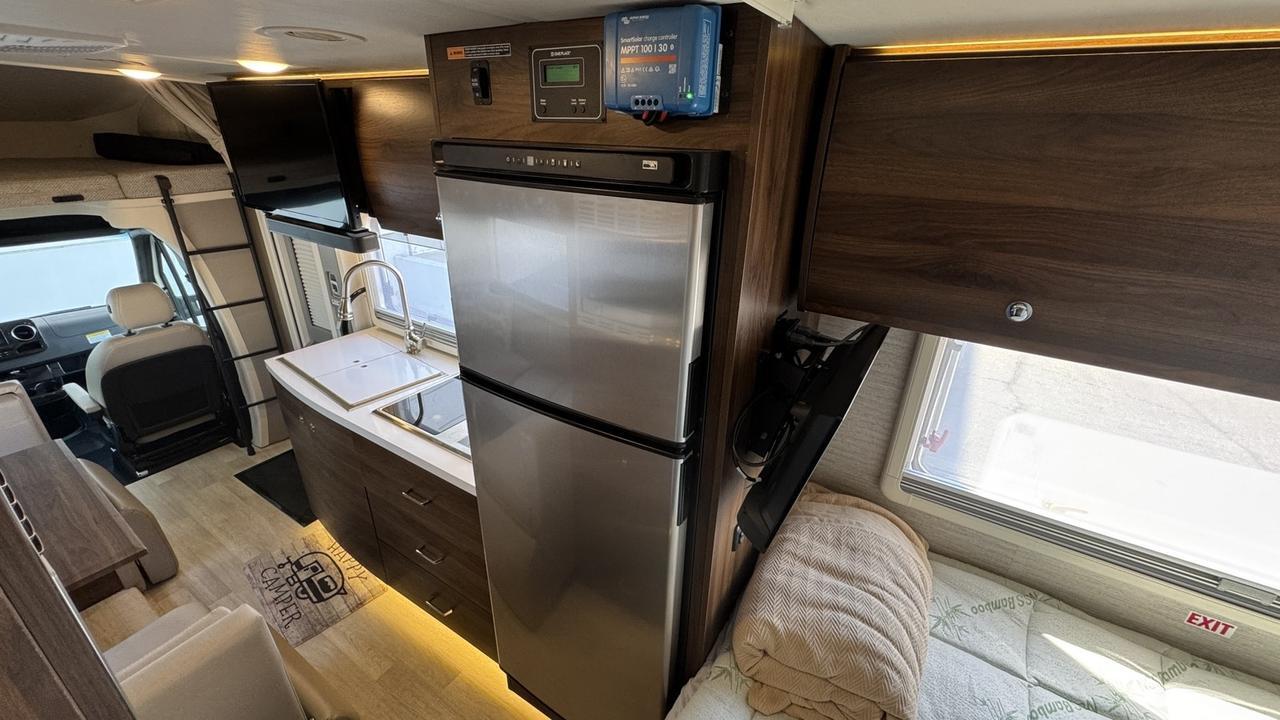 2023 Winnebago View 24J SLIDE OUT Anaheim Hills CA