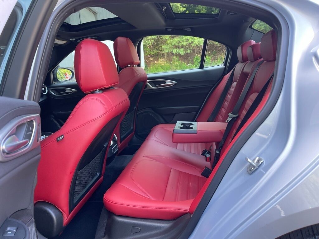 2024 Alfa Romeo Giulia Ti Orange MA