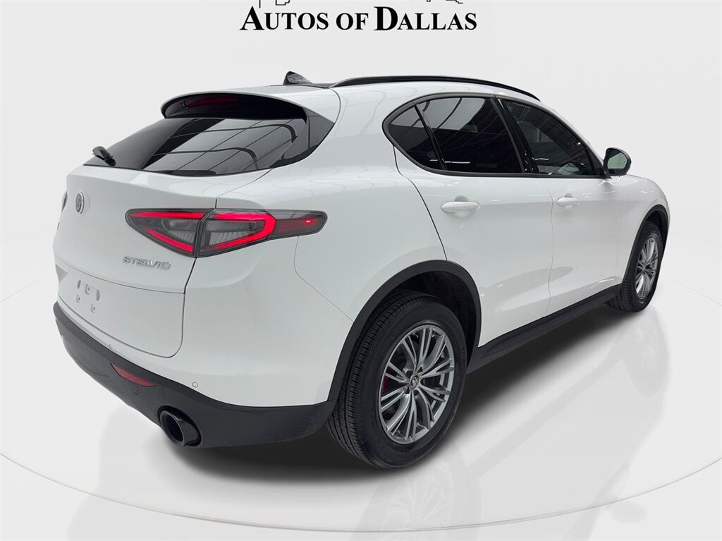 2024 Alfa Romeo Stelvio Sprint NAV,CAM,PANO,HTD STS,BLIND SPOT Plano TX