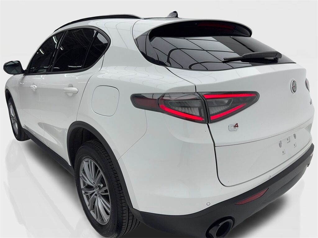 2024 Alfa Romeo Stelvio Sprint NAV,CAM,PANO,HTD STS,BLIND SPOT Plano TX