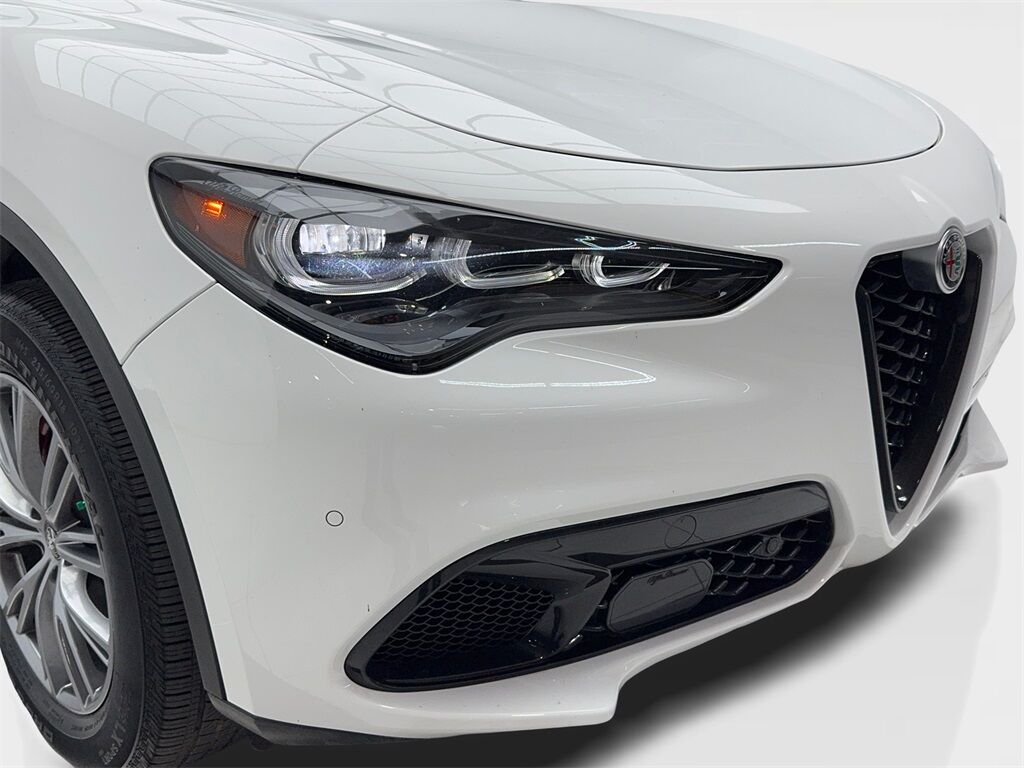 2024 Alfa Romeo Stelvio Sprint NAV,CAM,PANO,HTD STS,BLIND SPOT Plano TX