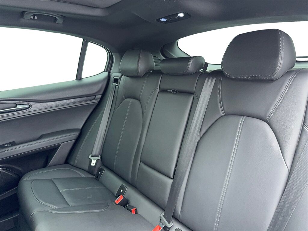 2024 Alfa Romeo Stelvio Sprint NAV,CAM,PANO,HTD STS,BLIND SPOT Plano TX