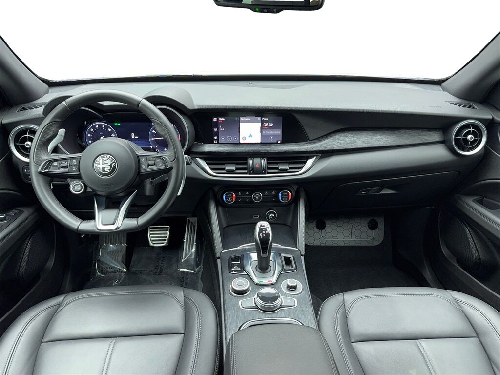 2024 Alfa Romeo Stelvio Sprint NAV,CAM,PANO,HTD STS,BLIND SPOT Plano TX