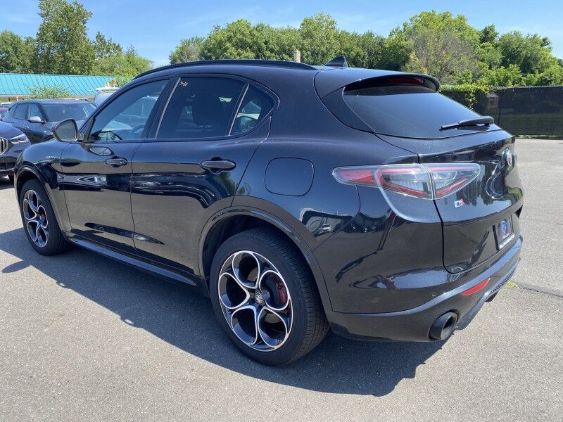 2024 Alfa Romeo Stelvio Veloce
