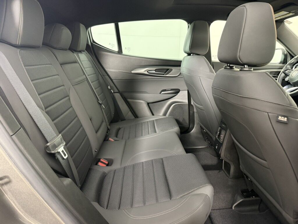 2024 Alfa Romeo Tonale Ti EAWD w/Power Moonroof Maumee OH