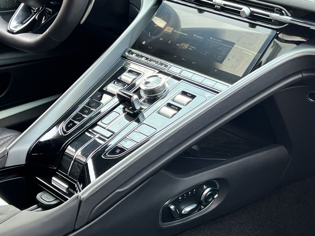 2024 Aston Martin DB12 Indianapolis IN