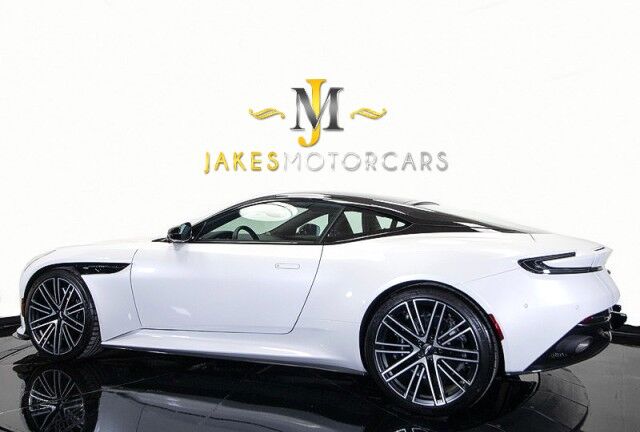 2024 Aston Martin DB12 Coupe ($329,800 MSRP!!) *ONLY 400 MILES* *$81,400 IN OPTIONS* *SAVE $90,000 OFF NEW* San Diego CA