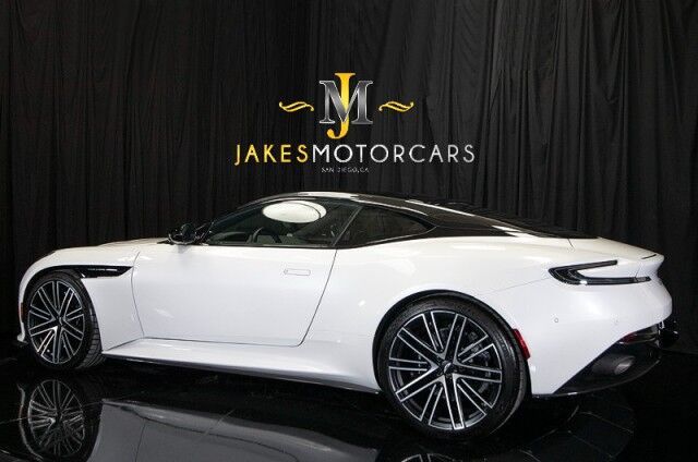 2024 Aston Martin DB12 Coupe ($329,800 MSRP!!) *ONLY 400 MILES* *$81,400 IN OPTIONS* *SAVE $90,000 OFF NEW* San Diego CA