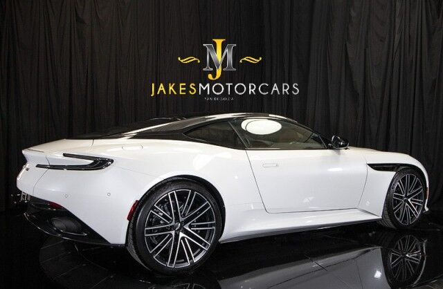 2024 Aston Martin DB12 Coupe ($329,800 MSRP!!) *ONLY 400 MILES* *$81,400 IN OPTIONS* *SAVE $90,000 OFF NEW* San Diego CA