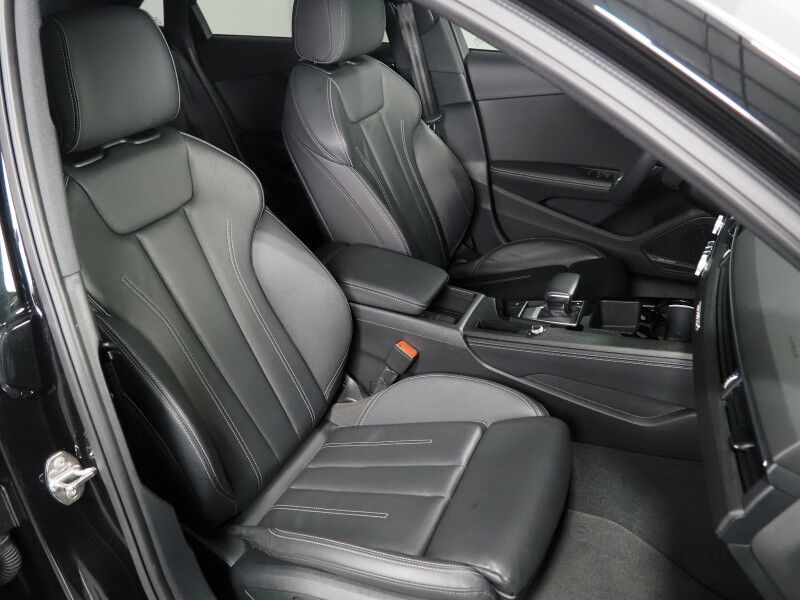 2024 Audi A4 S line Premium Plus 45 TFSI Quattro *NAVIGATION, VIRTUAL COCKPIT, ADAPTIVE CRUISE, SAFETY ALERTS, 360 VIEW CAMERAS, MOONROOF, LEATHER, HEATED SEATS/STEERING, ADVANCED KEY, BANG & OLUFSEN, WIRELESS CHARGING