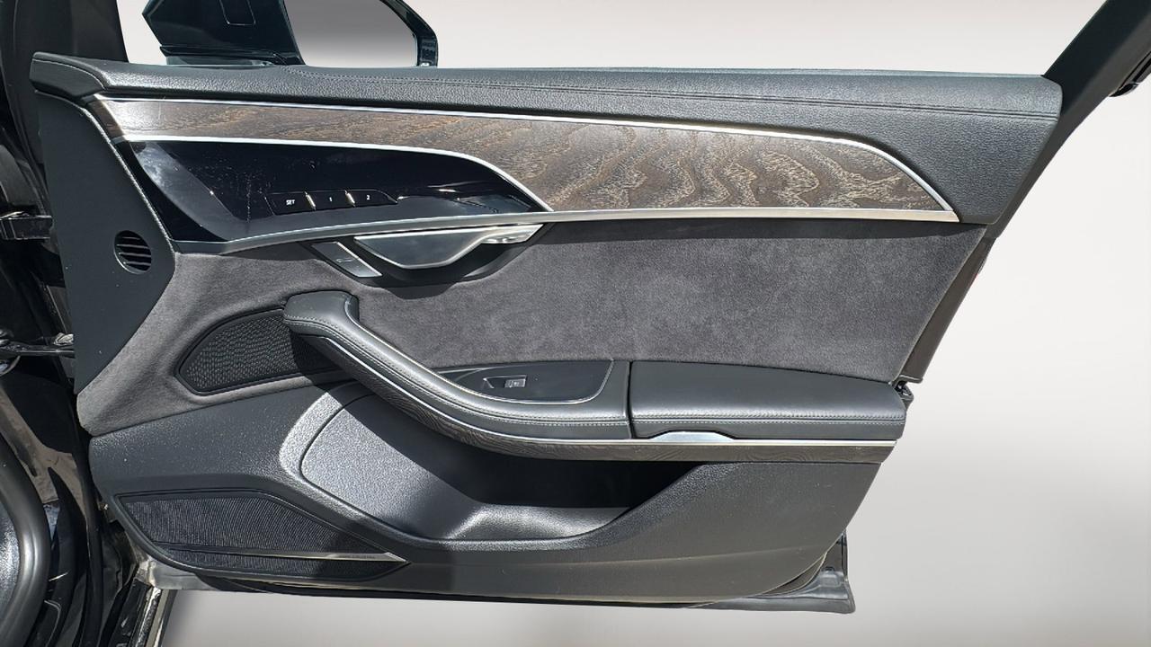 2024 Audi A8  Selma TX