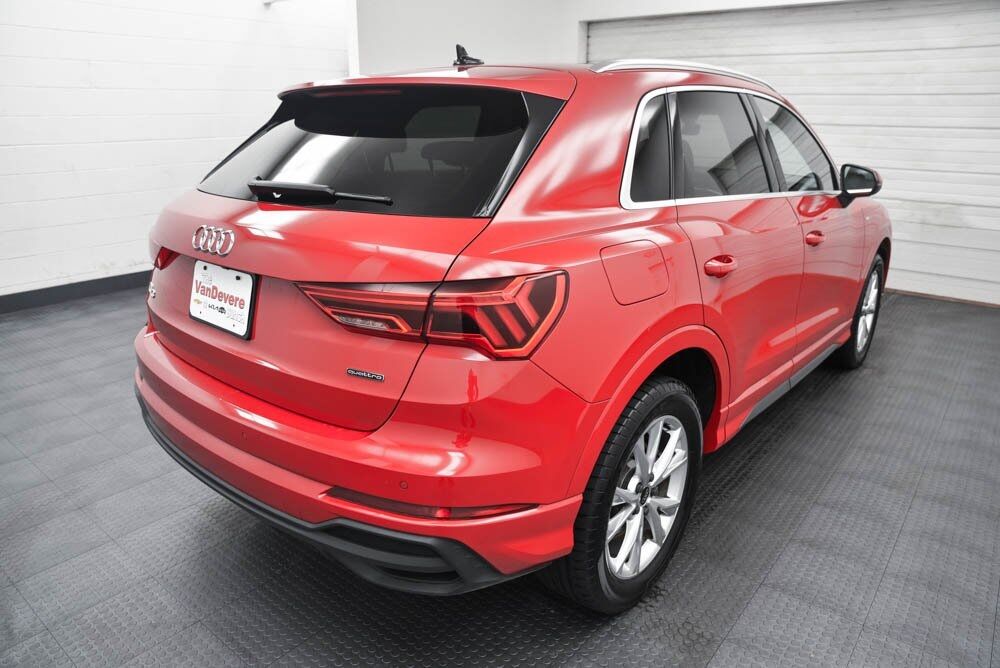 2024 Audi Q3 Premium Akron OH