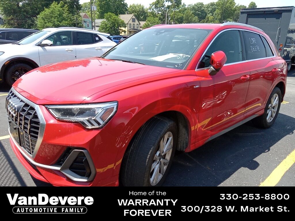 2024 Audi Q3 Premium Akron OH