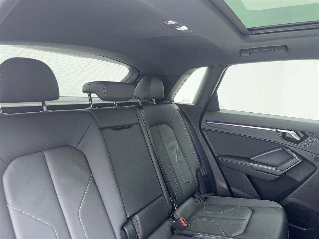 2024 Audi Q3 Premium Plus CAM,PANO,HTD STS,BLIND SPOT,20&quot; WLS Plano TX
