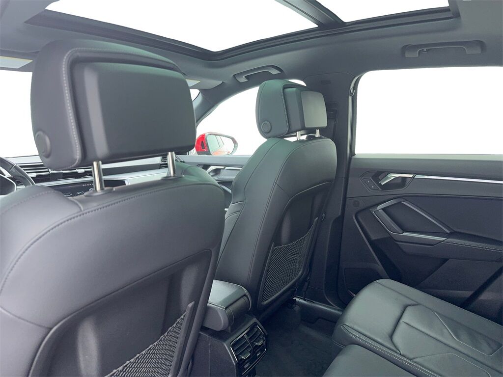 2024 Audi Q3 Premium Plus CAM,PANO,HTD STS,BLIND SPOT,20&quot; WLS Plano TX