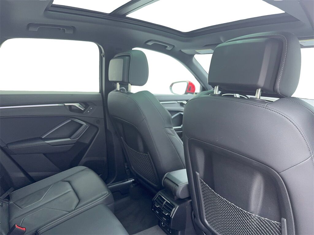 2024 Audi Q3 Premium Plus CAM,PANO,HTD STS,BLIND SPOT,20&quot; WLS Plano TX
