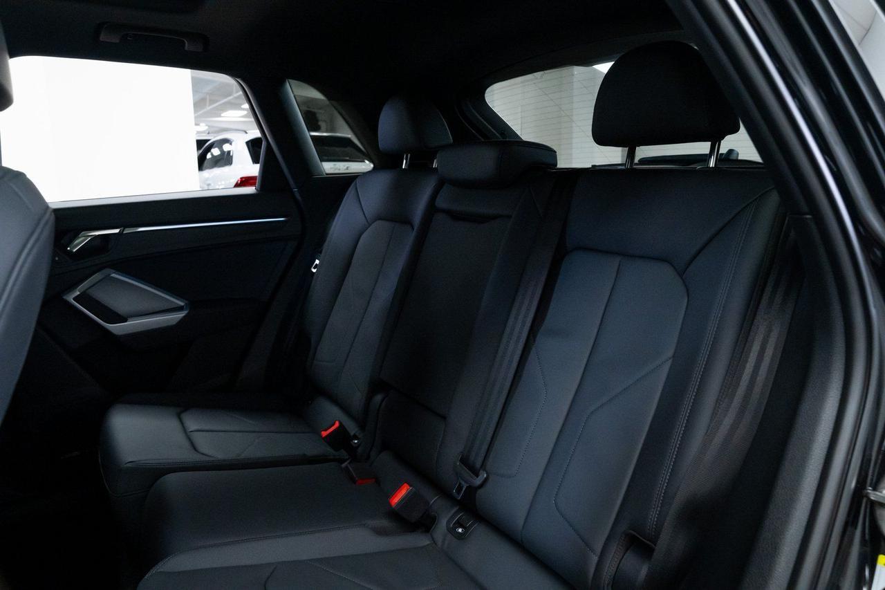 2024 Audi Q3 Premium Plus Heated Seats Sonos Audio Portland OR