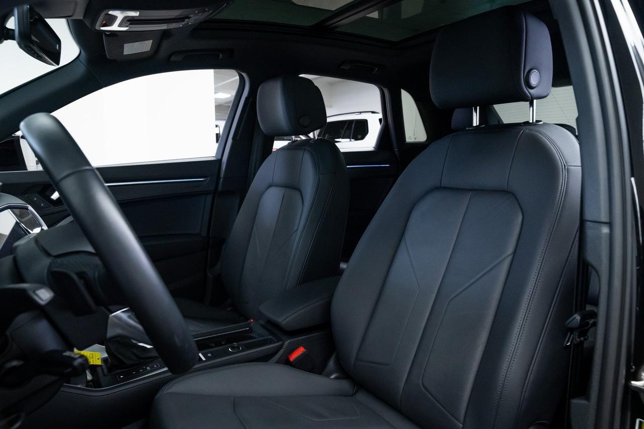 2024 Audi Q3 Premium Plus Heated Seats Sonos Audio Portland OR