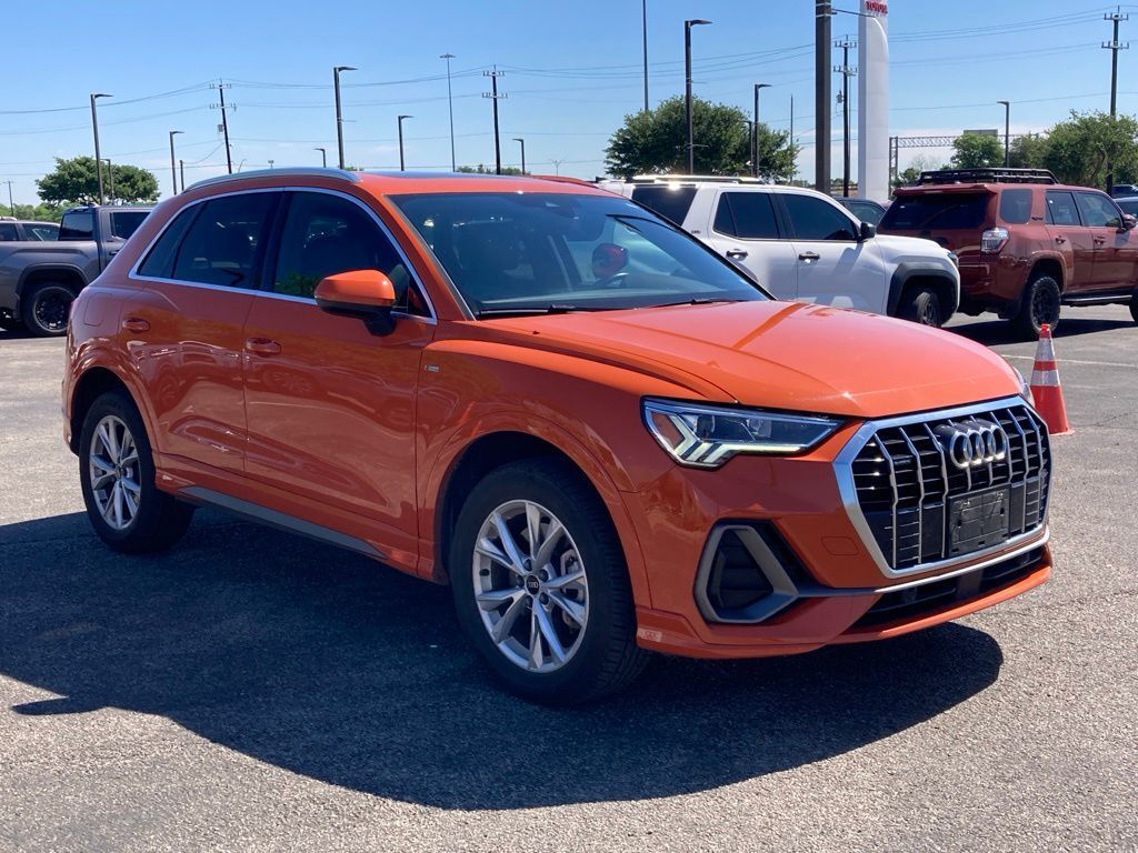 2024 Audi Q3 Premium