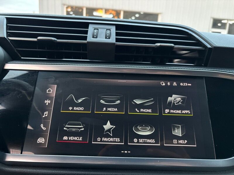 2024 Audi Q3 S line Premium AWD Seffner FL