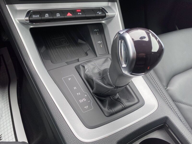 2024 Audi Q3 S line Premium Bristol  PA