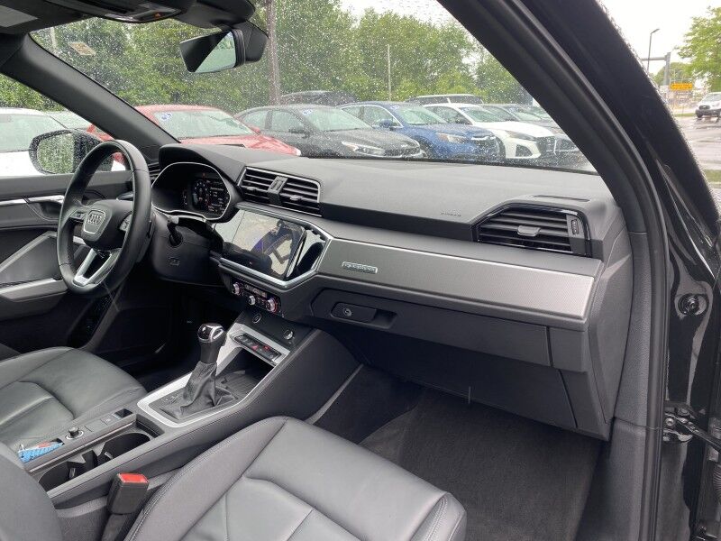 2024 Audi Q3 S line Premium Bristol  PA