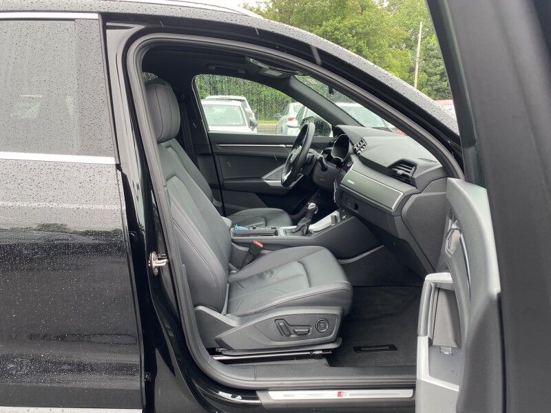 2024 Audi Q3 S line Premium Bristol  PA