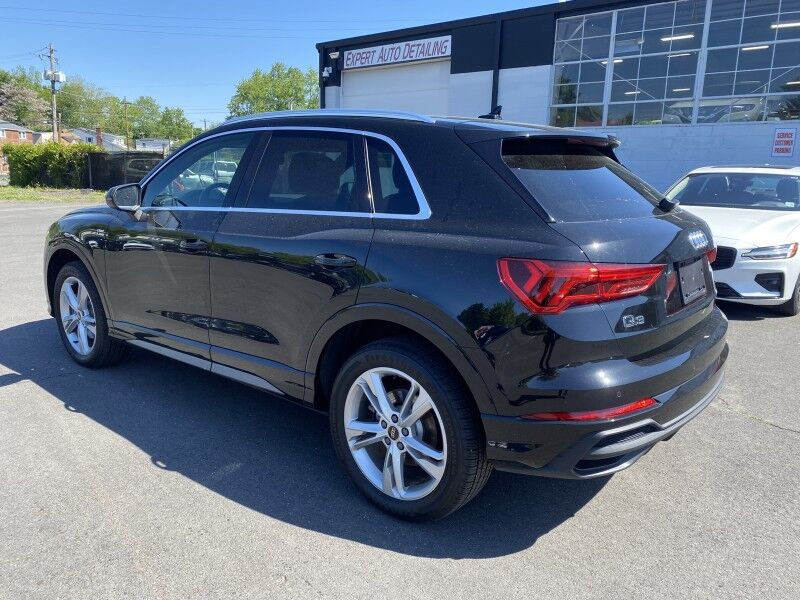 2024 Audi Q3 S line Premium
