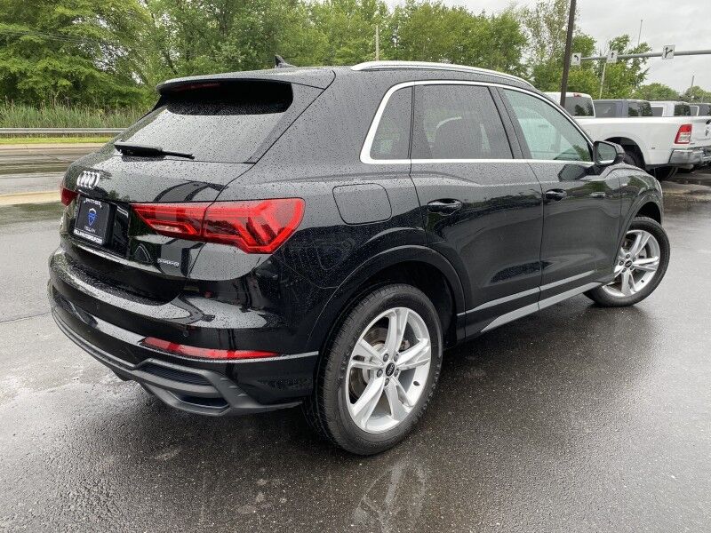 2024 Audi Q3 S line Premium Bristol  PA