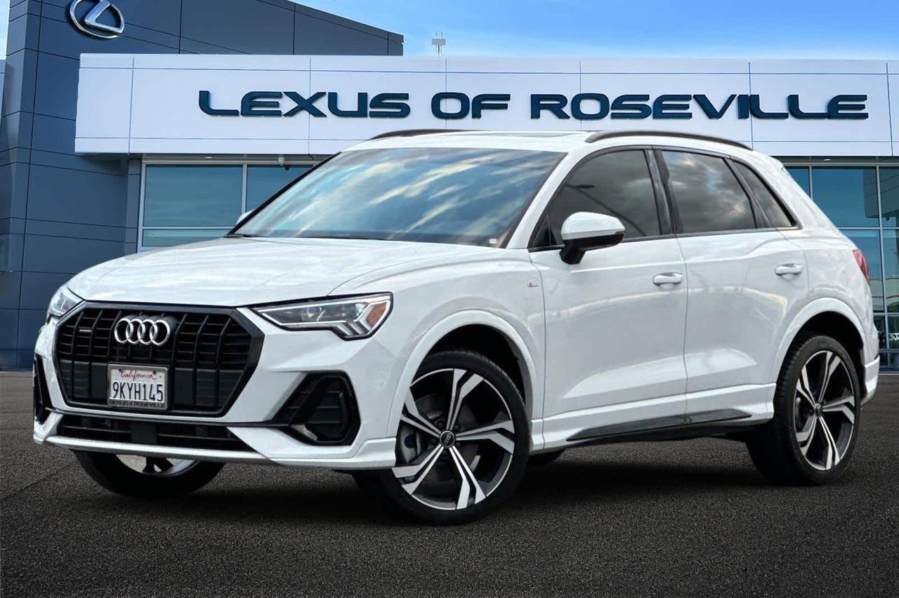 2024 Audi Q3 S line Premium Plus