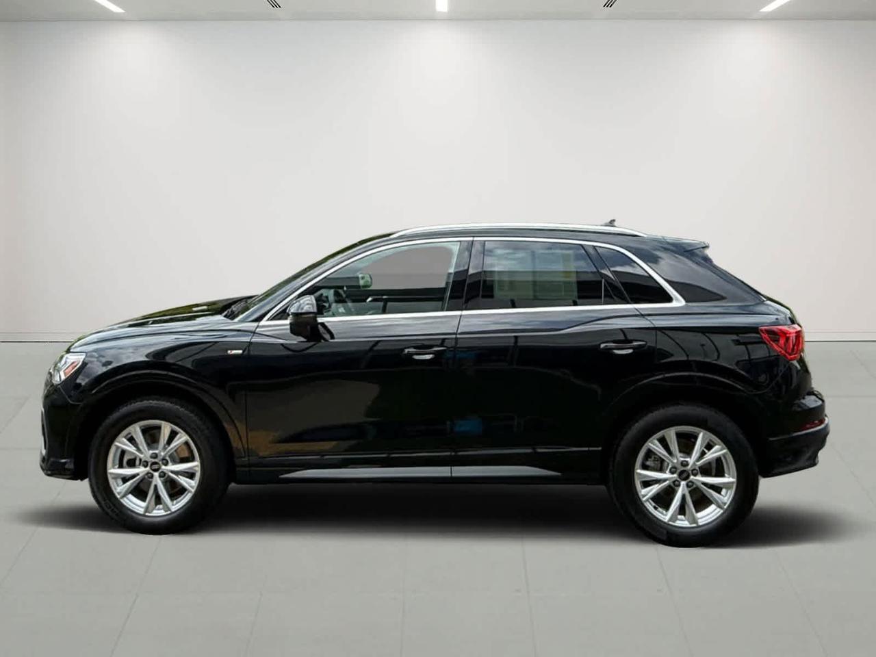 2024 Audi Q3 S line Premium Plus Wellesley MA