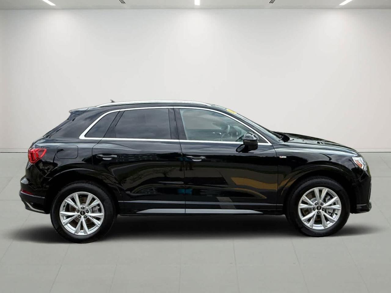 2024 Audi Q3 S line Premium Plus Wellesley MA