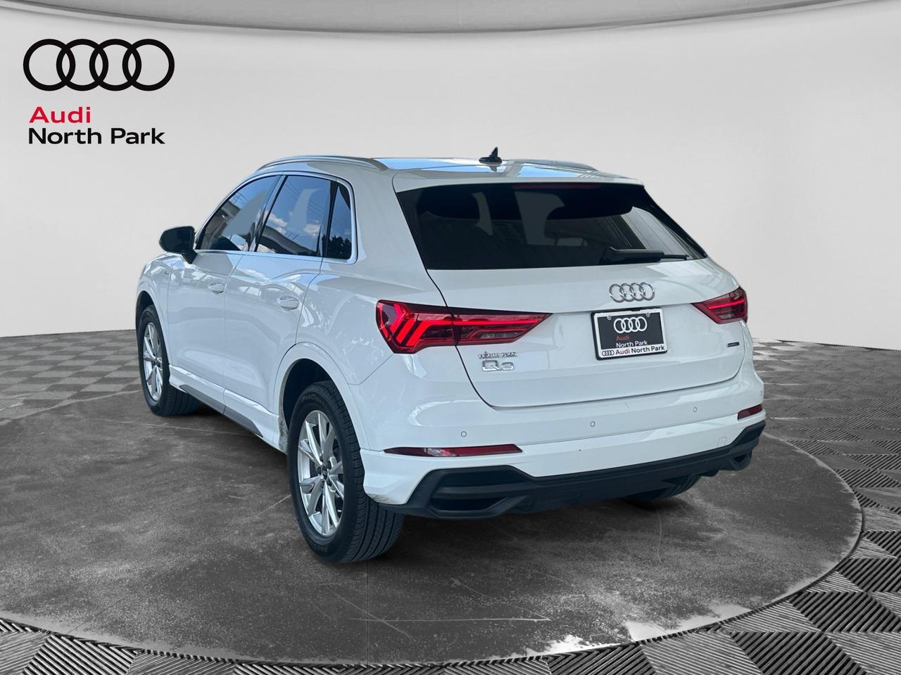 2024 Audi Q3 S line Premium